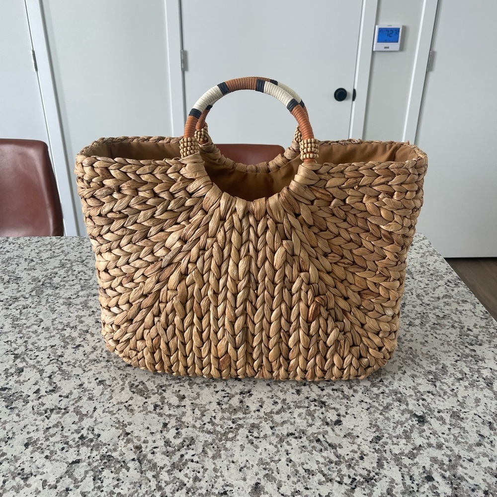 Medium size beach/pool tote